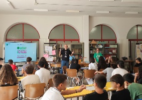 Settimana della Scienza 2026 - I ricercatori Sotacarbo presso l'Istituto Comprensivo Satta di Carbonia Settimana della Scienza 2026 - I ricercatori Sotacarbo presso l'Istituto Comprensivo Satta di Carbonia