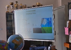 Settimana della Scienza 2026 - I ricercatori Sotacarbo presso l'Istituto Comprensivo Satta di Carbonia Settimana della Scienza 2026 - I ricercatori Sotacarbo presso l'Istituto Comprensivo Satta di Carbonia