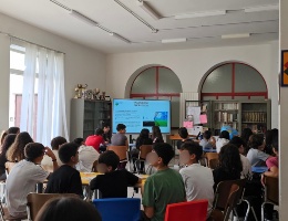 Settimana della Scienza 2026 - I ricercatori Sotacarbo presso l'Istituto Comprensivo Satta di Carbonia Settimana della Scienza 2026 - I ricercatori Sotacarbo presso l'Istituto Comprensivo Satta di Carbonia