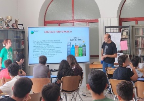 Settimana della Scienza 2026 - I ricercatori Sotacarbo presso l'Istituto Comprensivo Satta di Carbonia Settimana della Scienza 2026 - I ricercatori Sotacarbo presso l'Istituto Comprensivo Satta di Carbonia