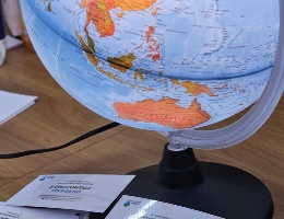 Settimana della Scienza 2026 - I ricercatori Sotacarbo presso l'Istituto Gramsci Amaldi di Carbonia Settimana della Scienza 2026 - I ricercatori Sotacarbo presso l'Istituto Gramsci Amaldi di Carbonia