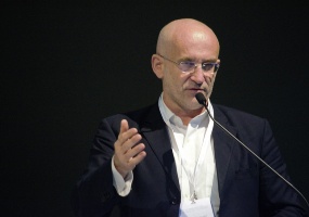 Workshop The Energy Transition 2022. Session 8 - Presentation by Carlo Manconi (H2D Energy, Italy) Workshop The Energy Transition 2022. Session 8 - Presentation by Carlo Manconi (H2D Energy, Italy)