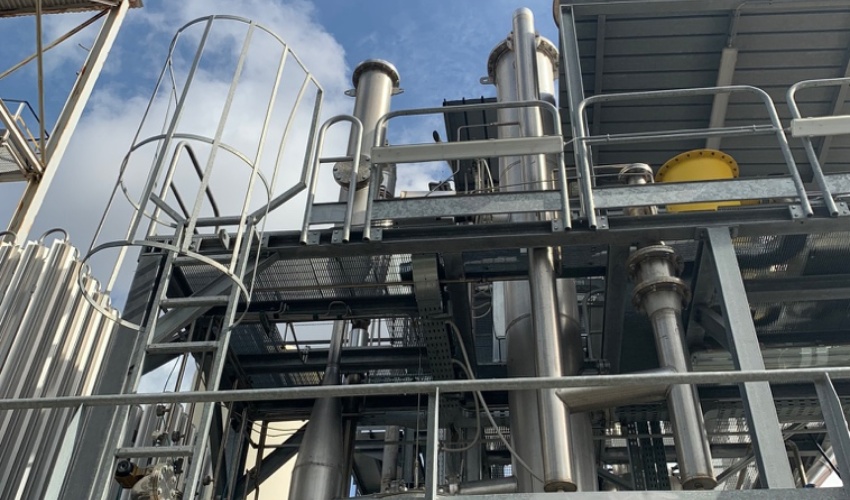 Clean-up section of the FABER plant