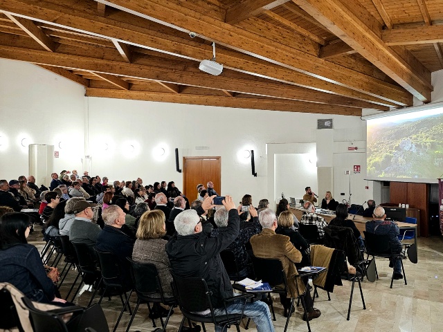 Conclusa la seconda tappa dei "Dialoghi Nuragici" al Centro ricerche Sotacarbo Conclusa la seconda tappa dei "Dialoghi Nuragici" al Centro ricerche Sotacarbo