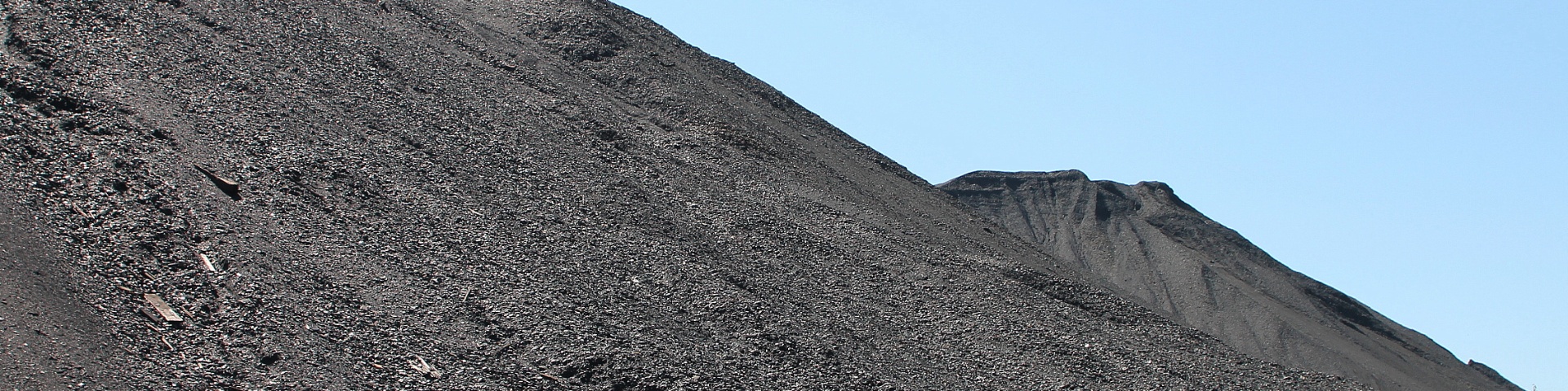Coal_waste_pile_west_of_Trevorton,_Pennsylvania_detail_5 Coal_waste_pile_west_of_Trevorton,_Pennsylvania_detail_5