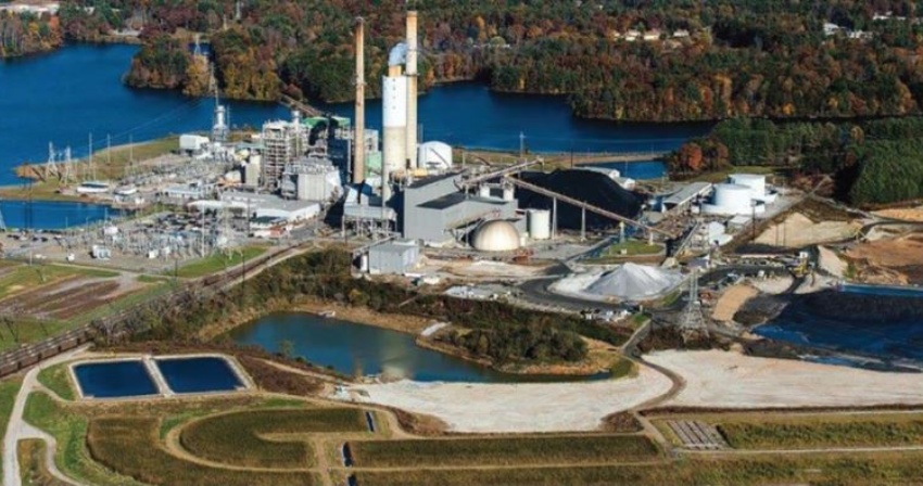 Duke energy Ashville plant with coal ash ponds, North Carolina, USA (Flickr image)