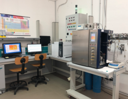 Apparato sperimentale per la caratterizzazione dei catalizzatori presso i laboratori Sotacarbo. Apparato sperimentale per la caratterizzazione dei catalizzatori presso i laboratori Sotacarbo.