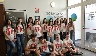 Studenti dell'I.I.S. Gramsci-Amaldi Studenti dell'I.I.S. Gramsci-Amaldi