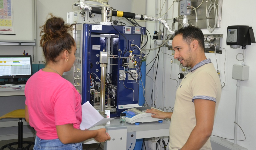 Attività di divulgazione scientifica da parte dei ricercatori Sotacarbo con gli studenti delle scuole superiori