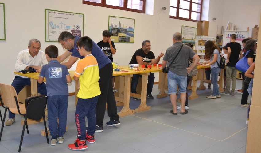 Laboratori didattici proposti in occasione della Notte Europea dei Ricercatori