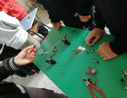 III A_9 nov 2 elettricità III A_9 nov 2 elettricità