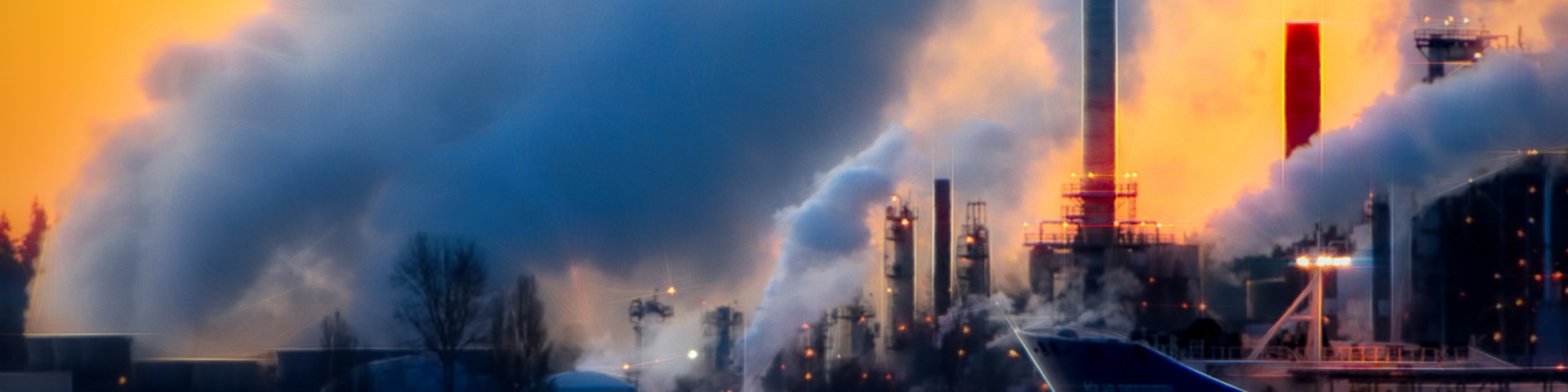 black-ship-on-body-of-water-screenshot-929382 black-ship-on-body-of-water-screenshot-929382